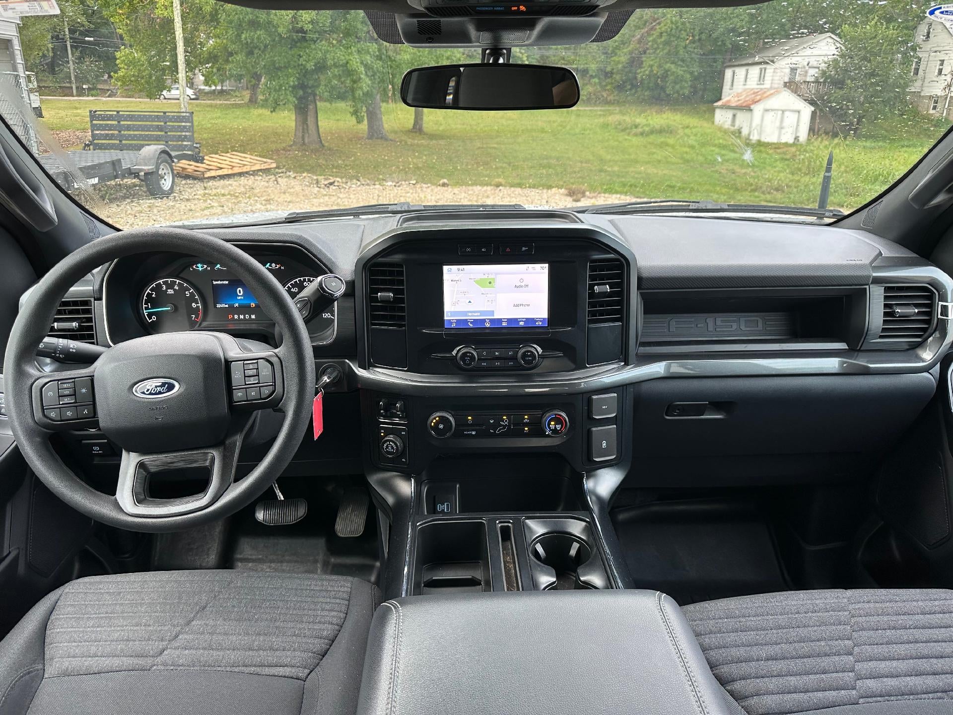 2023 Ford F-150 XL 4WD SuperCrew 5.5' Box
