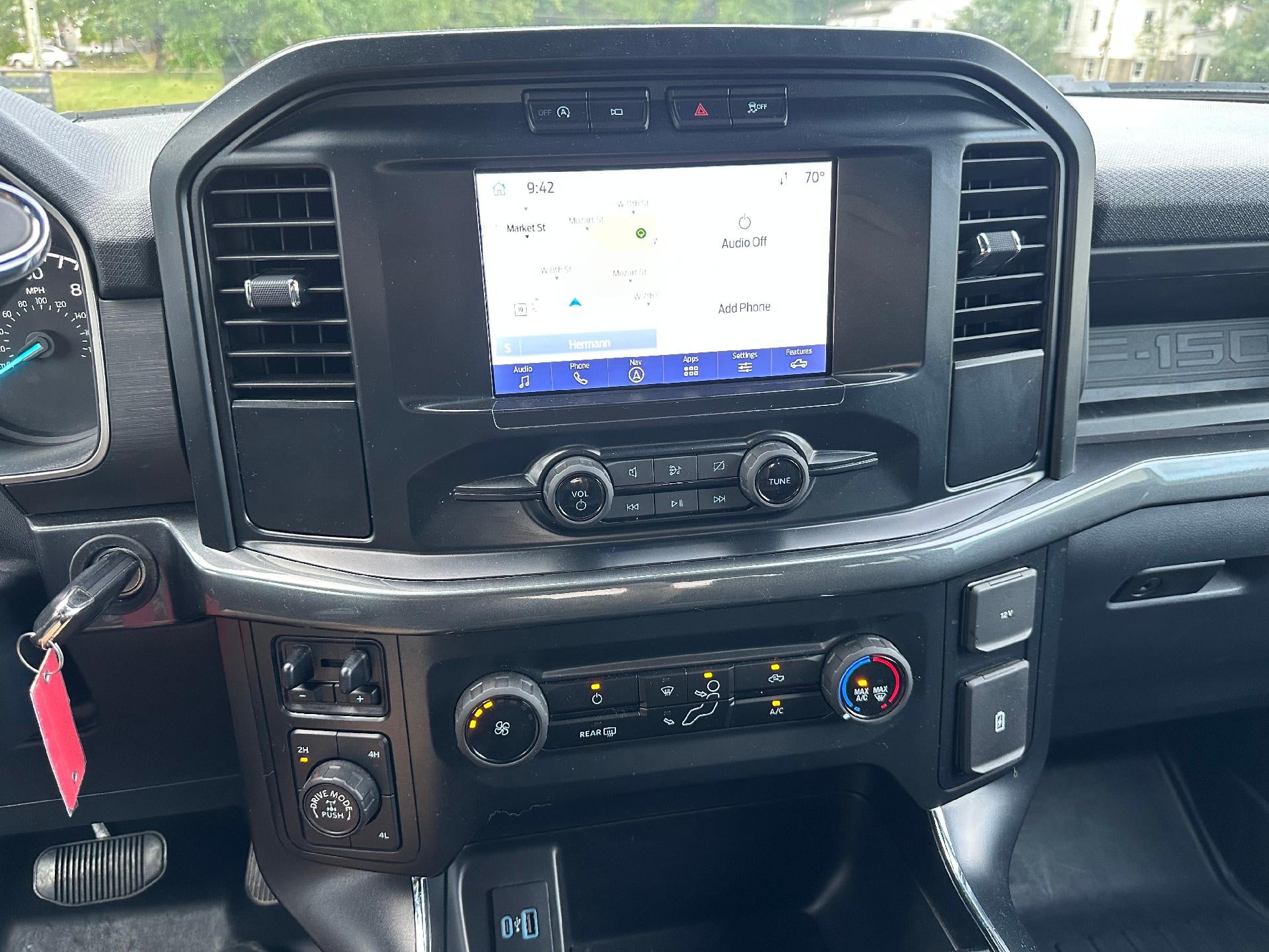 2023 Ford F-150 XL 4WD SuperCrew 5.5' Box